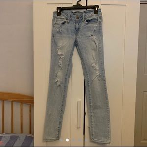 American Eagle Distressed Light Wash Skinny Jeans